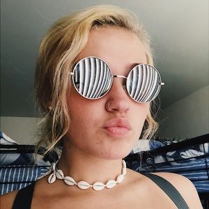 Meet your Posher, Bryn